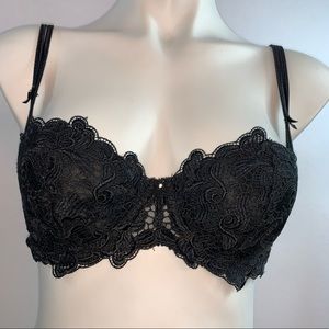 Victoria’s Secret Lace Bra 36B